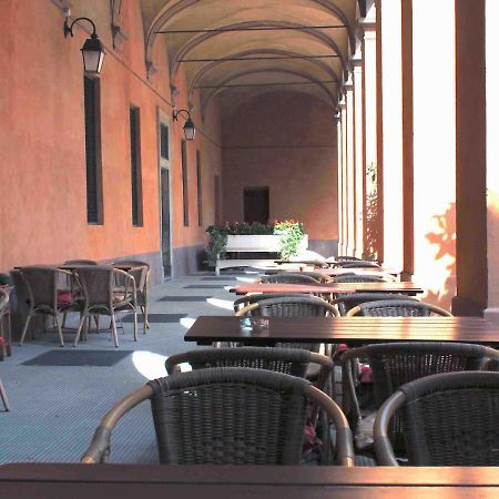 Hotel La Meridiana Акуи Терме Екстериор снимка