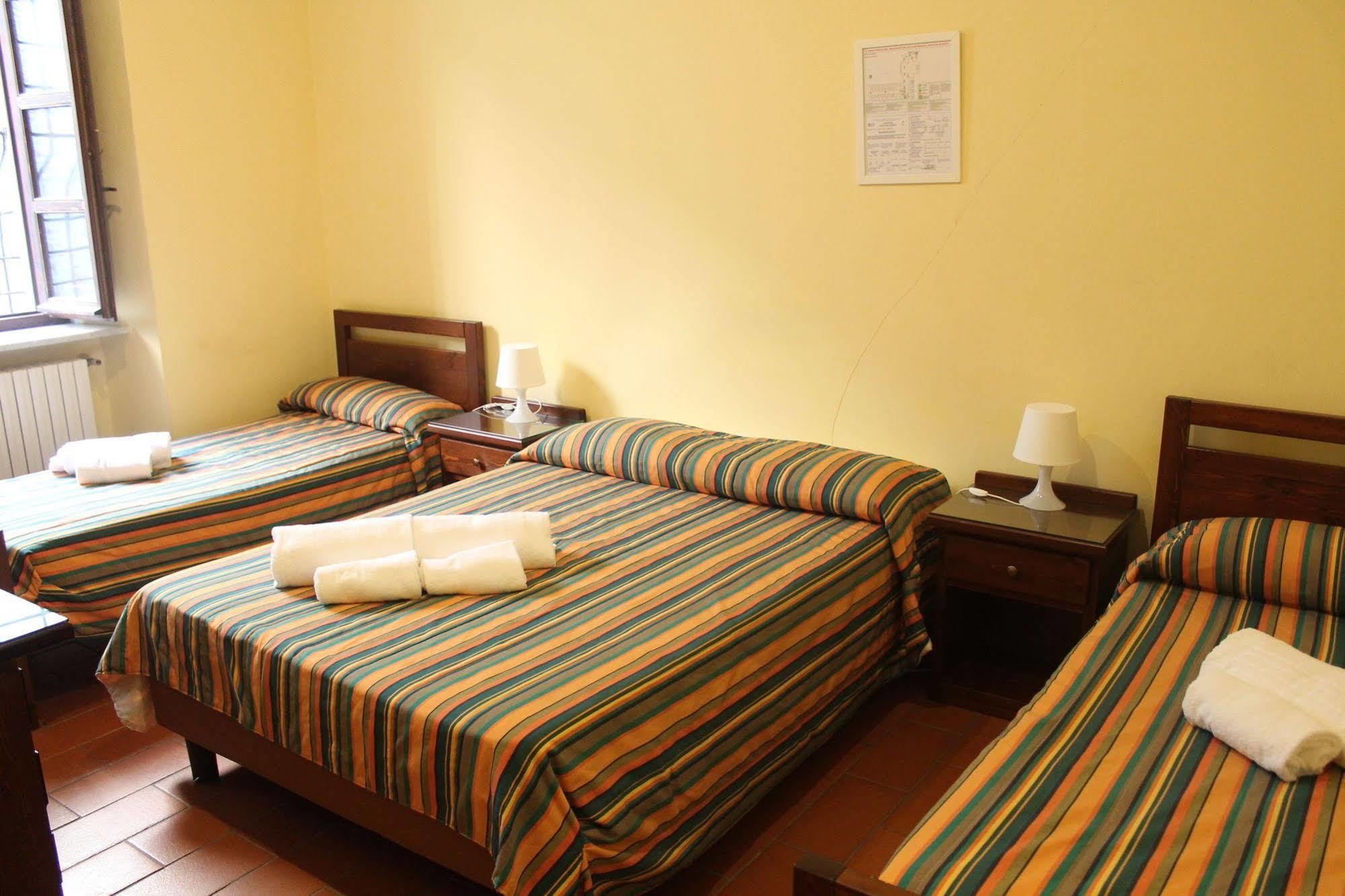 Hotel La Meridiana Акуи Терме Екстериор снимка